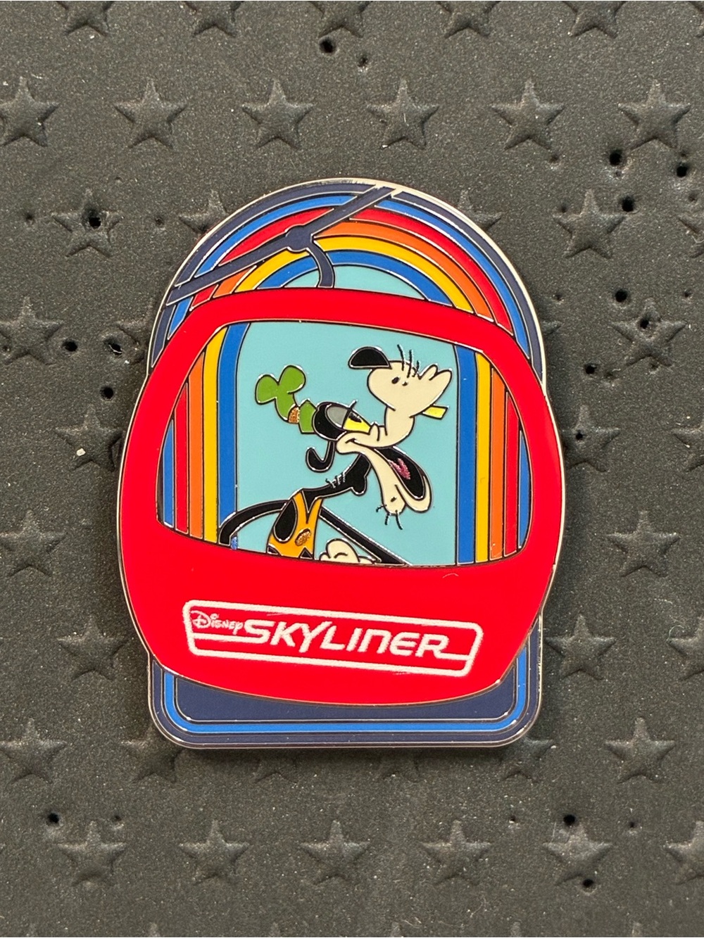Disney Skyliner Mystery Box Pin - Goofy